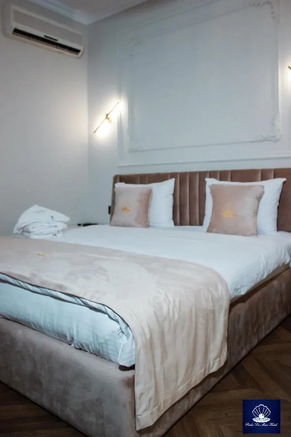 Perla De Mar Hotel & Restaurant Baky